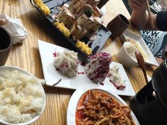 -峨嵋小镇·川菜(勒泰中心店)