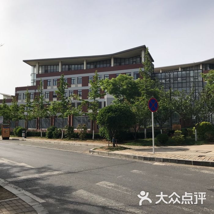 大连红星海学校图片