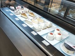 面包甜点陈列柜-Seesaw Coffee(苏州中心店)