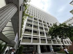 -香港大学
