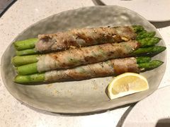 炙烤黑猪肉卷芦笋-Toris(LuOne凯德晶萃广场店)