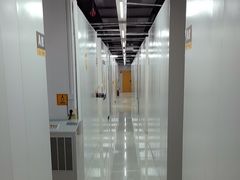 -安东易迷你自助仓储寄存仓库(杨浦店)