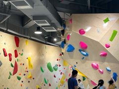 -ROCKPLUS攀岩馆(环宇城店)