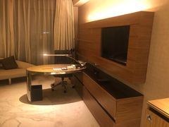 -上海滴水湖皇冠假日酒店