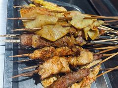 -马路牙子烧烤馄饨酒馆(望京店)
