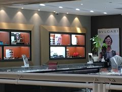 -吴良材眼镜(美罗城店)