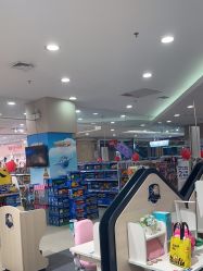 -孩子王童乐园(唐山万达广场店)