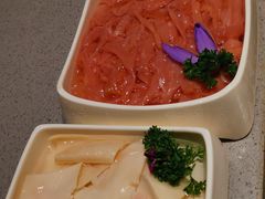 -海底捞火锅(新松江路生日主题店)