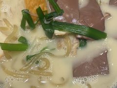 -肥汁米蘭香港米线(长宁来福士店)