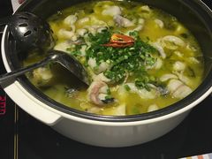 -严厨老坛酸菜鱼(吴江万宝店)