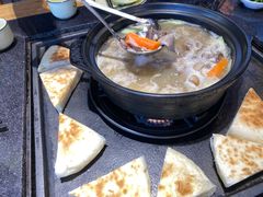 -有一锅·野生菌黑山羊腊排骨火锅(古城北门店)