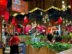 -老滇山寨•云南特色菜•地方菜•民族风情歌舞表演(金碧店)