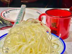 -江湖小牛·水煮牛排火锅(欧亚新生活购物广场店)