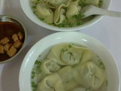 荠菜肉馄饨-潘国仙耳光馄饨(黄家阙路店)