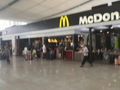 -麦当劳(深圳北站高铁店)