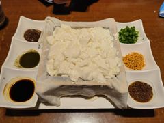 一块豆腐-95号酱骨·一块豆腐(展春园西路店)