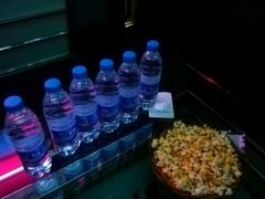 -GAGA主题量贩式KTV平价店(工大店)