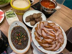 -龙聚德北京烤鸭(沙坪坝华宇A馆店)
