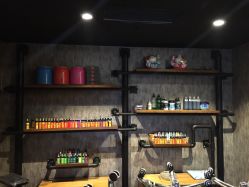 -鳌首刺青纹身 穿孔饰品店