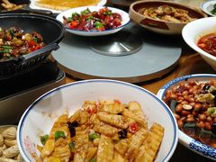 -黄泥岗·地道湖北菜(奥特莱斯店)