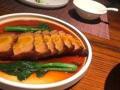咸蛋黄红烧肉-肴约·花园式餐厅(湖里店)