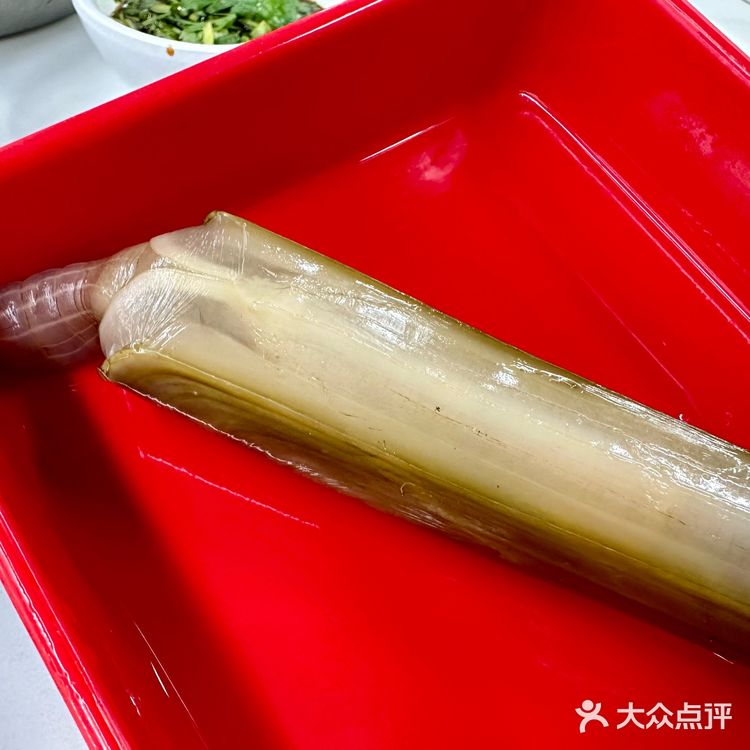 李女士又来她的食堂吃饭啦