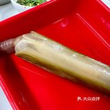 李女士又来她的食堂吃饭啦