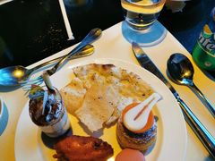 -澳门旅游塔360°旋转餐厅(南湾湖广场店)