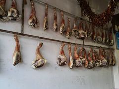 -阿婆情腊排骨火锅(金虹路店)