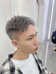 点击看大图 -COMO SALON 烫染可茉发型