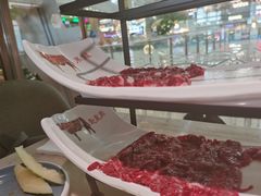 -左庭右院鲜牛肉火锅(浦江欢乐颂店)