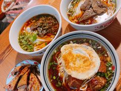 -矮子粉店1985·长沙米粉(湘春路店)