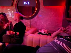 -方糖KTV-PLUS(世茂广场店)