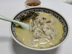 -明呈黄鱼面馆(斜土路店)