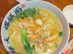 -李犟大爆鳝面·手工蟹黄包(湖滨西湖店)
