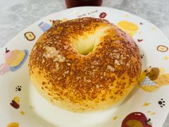 乳酪贝果-CARINO BAKERY&CAFE(人广来福士店)