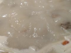 -三人行骨头王火锅(长寿店)