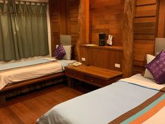 -绿光森林餐厅