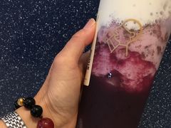 -喜茶(北京华贸购物中心店)