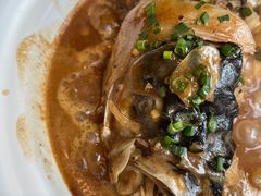 -鱼鲜饭香·招牌汽锅剁椒鱼头王