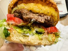 -The Habit Burger Grill 哈比特汉堡(世博店)