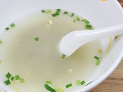 -胖子馄饨坊(天目大厦东南)