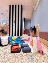 -奈尔宝家庭中心·亲子餐厅(北京东坝万达店)