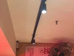 -何师傅美蛙鱼头(汉街店)