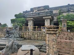 -茅山东方盐湖城景区