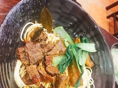 -金杨拉面王小吃面馆·牛三宝面·红烧牛肉粉
