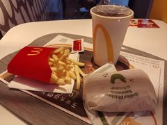 -麦当劳(广州新港东路第二分店)