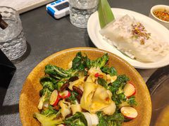 -蘸小院铁锅炖·蘸酱菜·东北菜(怀远门店)