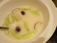 -俏江南(中山路先天下广场店)