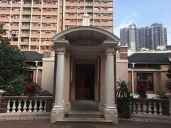 -香港大学